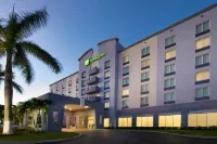 Holiday Inn Miami-Doral Area 마이애미 호텔