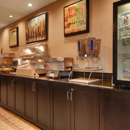 SureStay Plus Hotel by Best Western Roanoke Rapids I 95