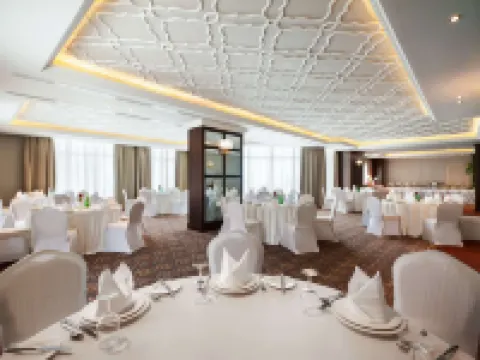 Ramada Resort by Wyndham Manama Seef Hotels in Manama