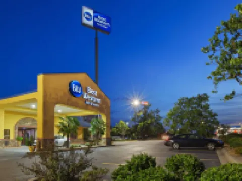 Best Western Inn  Suites Hotels in Byron