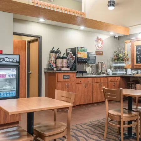 AmericInn by Wyndham Fargo West Acres