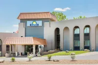 Days Inn by Wyndham West des Moines
