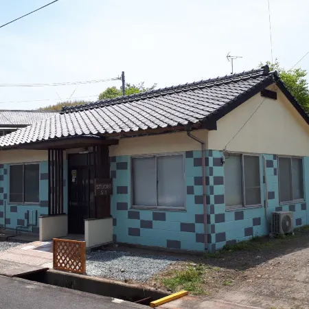 Guest House Studio 51