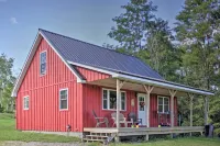 Picturesque Cabin set on 150-acre farm, 5-minute drive to Chautauqua Institute Hotels in Chautauqua County