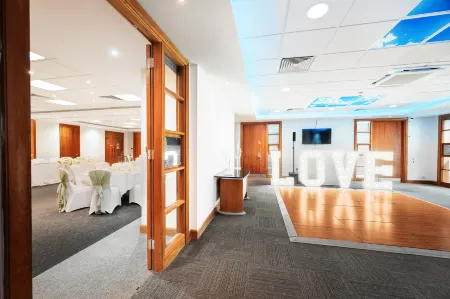 Holiday Inn Rochester - Chatham Отели рядом с достопримечательностью «Хисторик Докьярд Чатем»