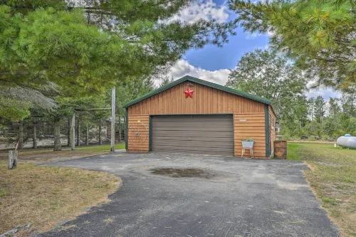 Arkdale Studio Cabin w/ on-Site Atv Trails! - Apartments