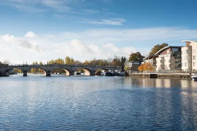DoubleTree by Hilton London Kingston Upon Thames Hotels near Kingston Business School