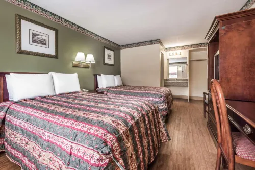 Econo Lodge Waco North I-35 Hotels in Bellmead