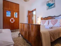 Villetta Tramontana 30 Metri Dalla Spiaggia Hotels in Torre Specchia Ruggeri
