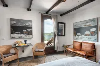 1st Floor Apartment in Old Lakeside Andalusian Farmhouse
