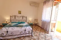 Isabel's House in Otranto 10 Seats