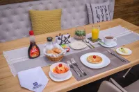 Hotel Montes de La Castellana - 3 ดาว