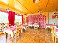 Logis Hotel L'accueil Savoyard Các khách sạn ở Haute-Savoie