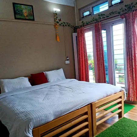 Binsar Jungle House - Private Self-Stay Mountain Retreat