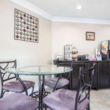 Rodeway Inn Old Town Temecula