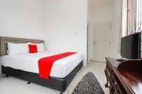 RedDoorz near UPH Karawaci 2 Hotel di PasarKemis