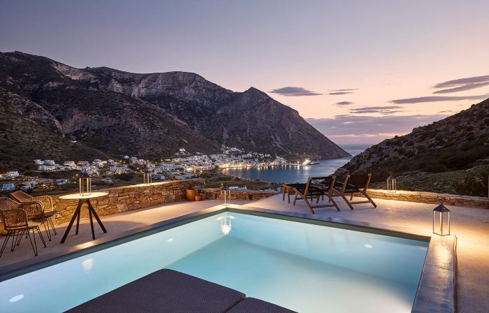 Apsila Pool Suites