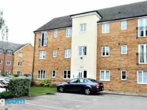 Stylish & Cosy 2 bed Apart With Allocated Parking