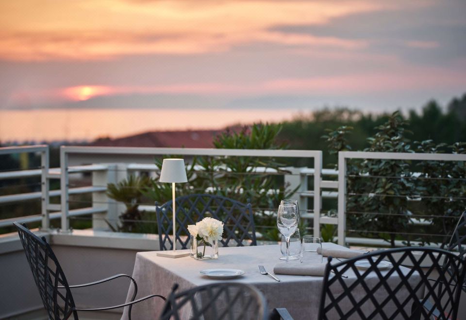 Versilia Lido - UNA EsperienzeOver view