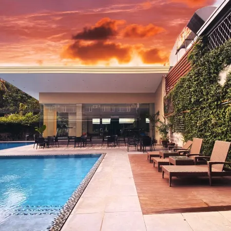 Avenue Suites Hotel