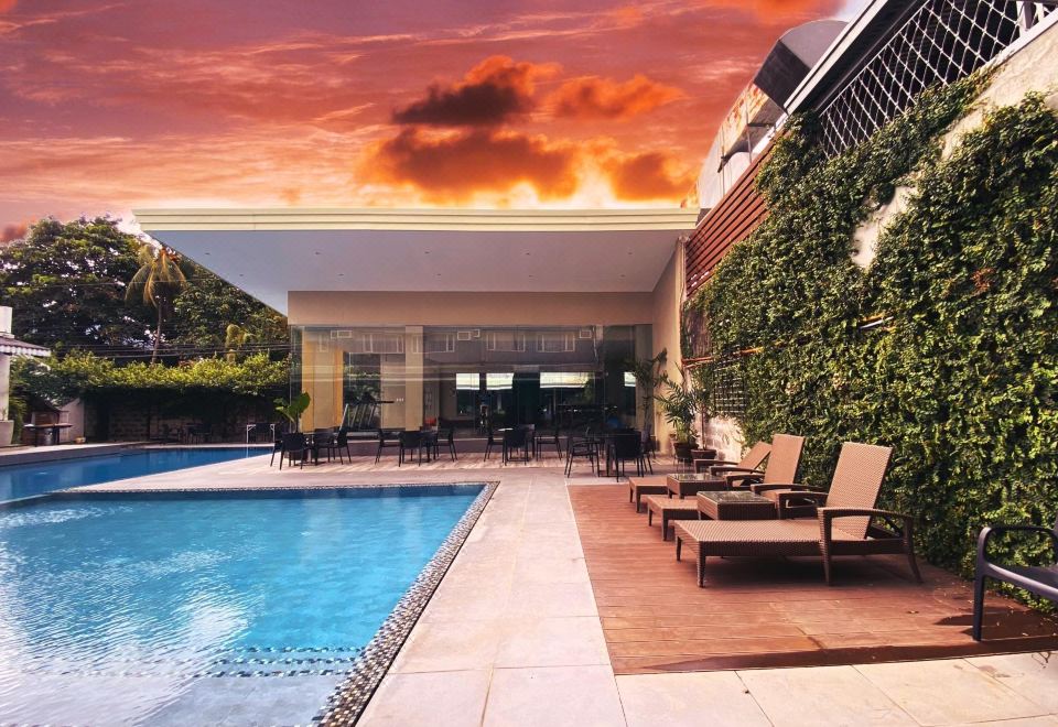 1. 애비뉴 스위트 ..