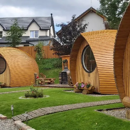 Eriskay Guest House and Aviemore Glamping