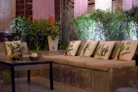 Riverside Guesthouse