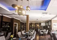 Mercure Milton Keynes Hotel - breakfast