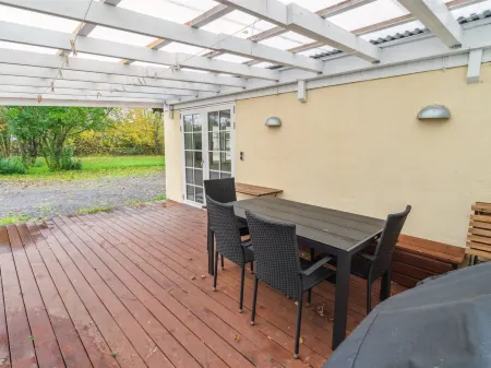 "Edele" - 3.8km from the Sea Отели в г. Ostermarie