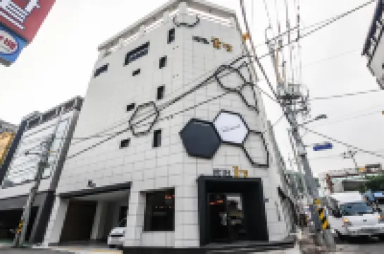 โรงแรมกกุลซัม