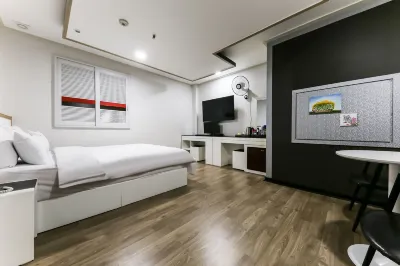 Boryeong (Daecheon) QQ Motel Hotels near Daecheon Station