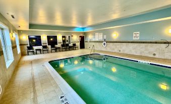 Holiday Inn Express & Suites Dewitt (Syracuse)