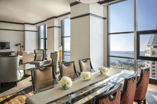 맨체스터 그랜드 하얏트 수영장