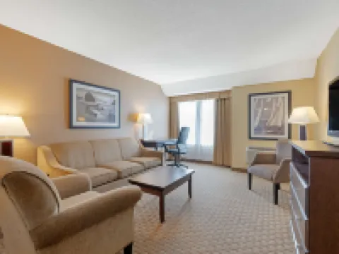 Best Western Plus Emerald Isle Hotel Hotels in Sidney