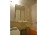 Takada Station Hotel - 2-Star
