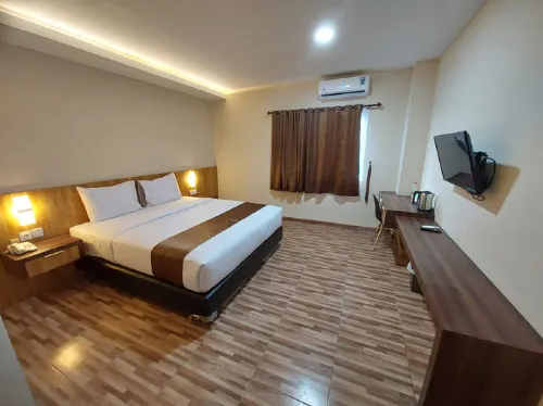 T Hotel Kualanamu Tumpatan Nibung 호텔