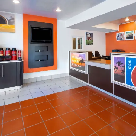 Studio 6 Suites Carpinteria, CA–Santa Barbara-South
