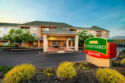 Courtyard State College Hotels in College Township