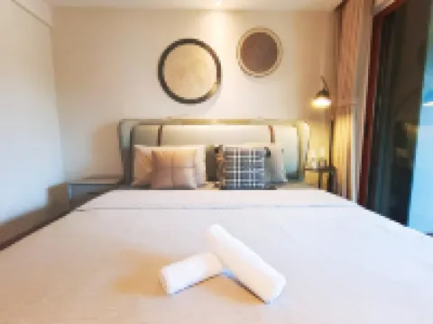 Youzi Apartment (Guangde Road Branch)