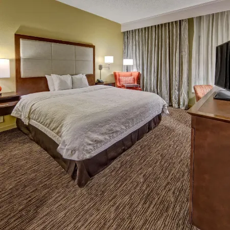 Hampton Inn & Suites Concord Charlotte Hotels in Concord