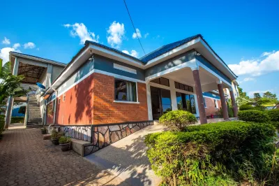Trisek Hotel