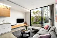Luxico The Cable House (Pet Friendly) Hotels in Port Melbourne