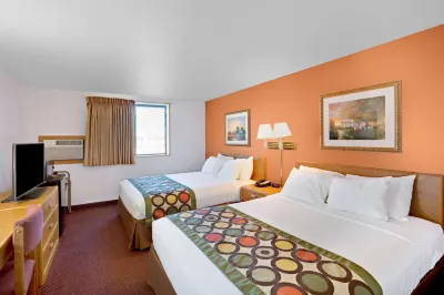 Super 8 by Wyndham Aberdeen East Hotels in Абердин