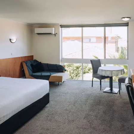 Best Western Chaffey International Motor Inn