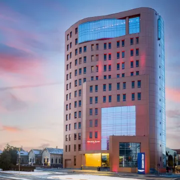Golden Tulip Ana Tower Sibiu Hotel berhampiran "Holy Trinity" Orthodox Cathedral