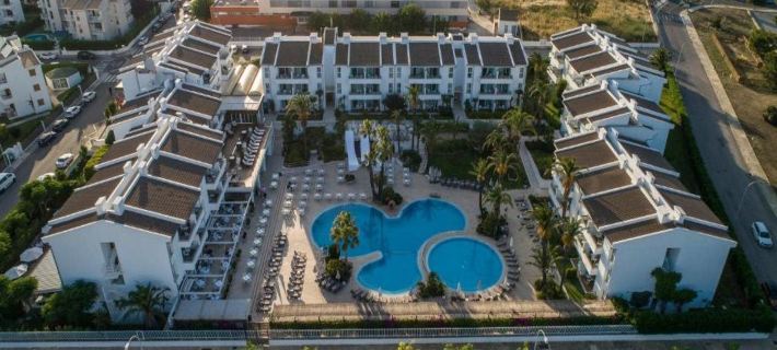 Puerto Azul Suite Hotel Hotels in Pollença