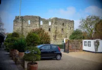 Castle House Hotel - parking