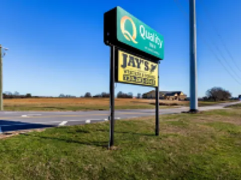 Quality Inn Hotels in Monroe