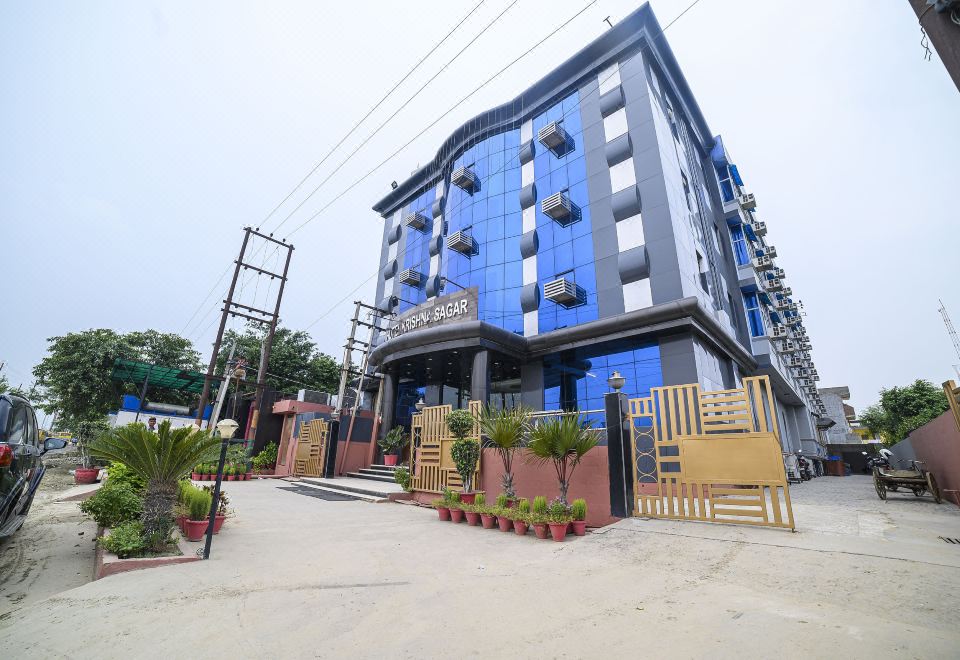 Hotel Krishna Sagar NH-24 Over view