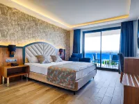 Grand Uysal Beach & Spa Hotel Các khách sạn ở Alanya
